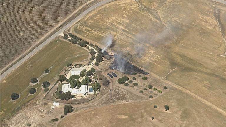 Vegetation fire threatens structure in SLO County