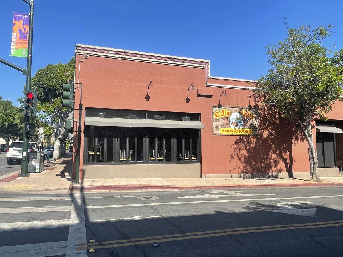 CJ’s BBQ Smokehouse in downtown San Luis Obispo had no sign announcing a closure in the window or on social media, and yet the restaurant has not been open for more than three weeks as of early October 2025.