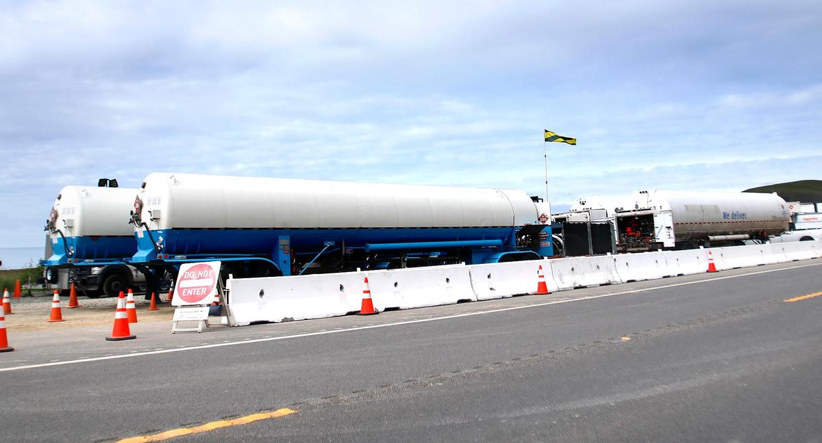 “The pipeline remains exposed after heavy rainfall and flows from Whale Rock Reservoir,” a SoCalGas spokesperson said. Operations are at a parking area near Villa Creek and along a stretch of Estero Bluffs State Park, both north of Cayucos.
