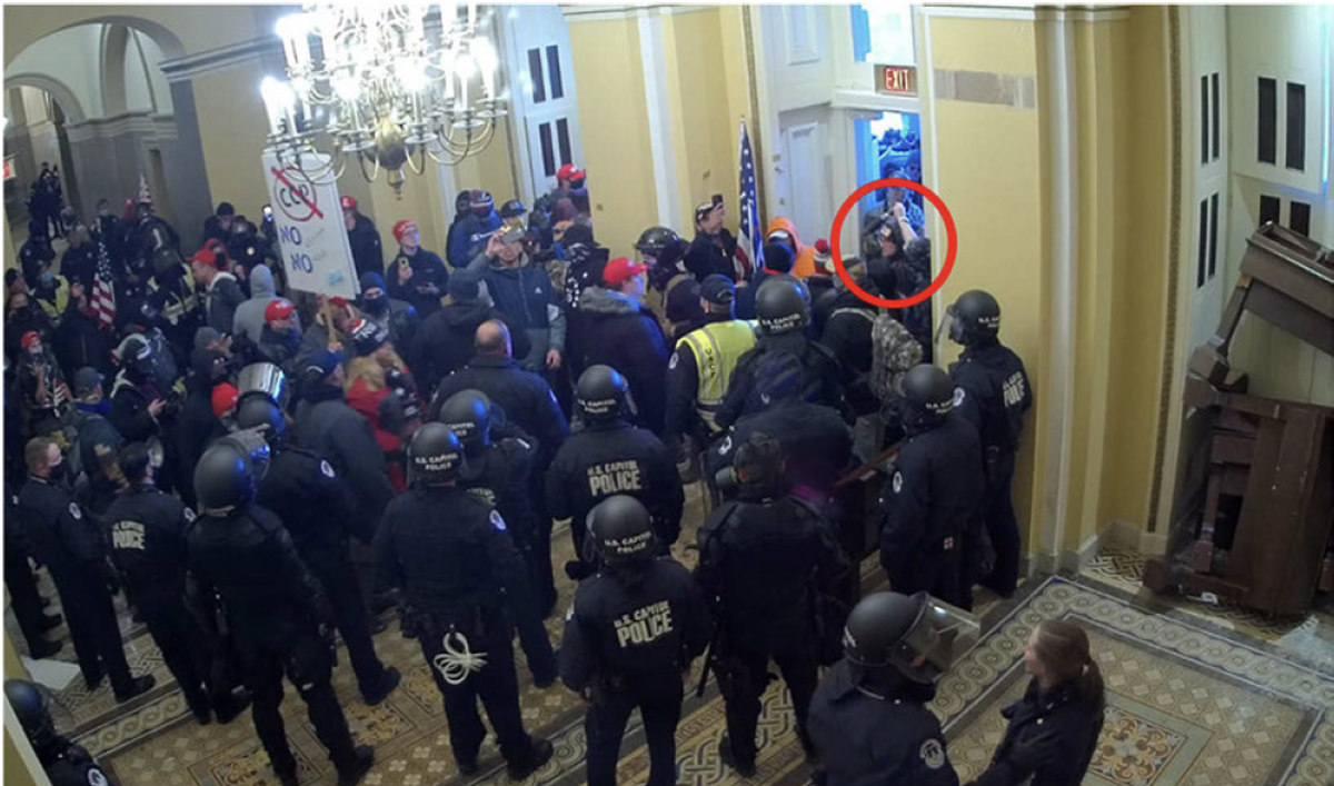 Cameron Clapp, circled, entering the U.S. Capitol building on Jan. 6, 2021. Screenshot taken from federal court records filed Jan. 31, 2024.