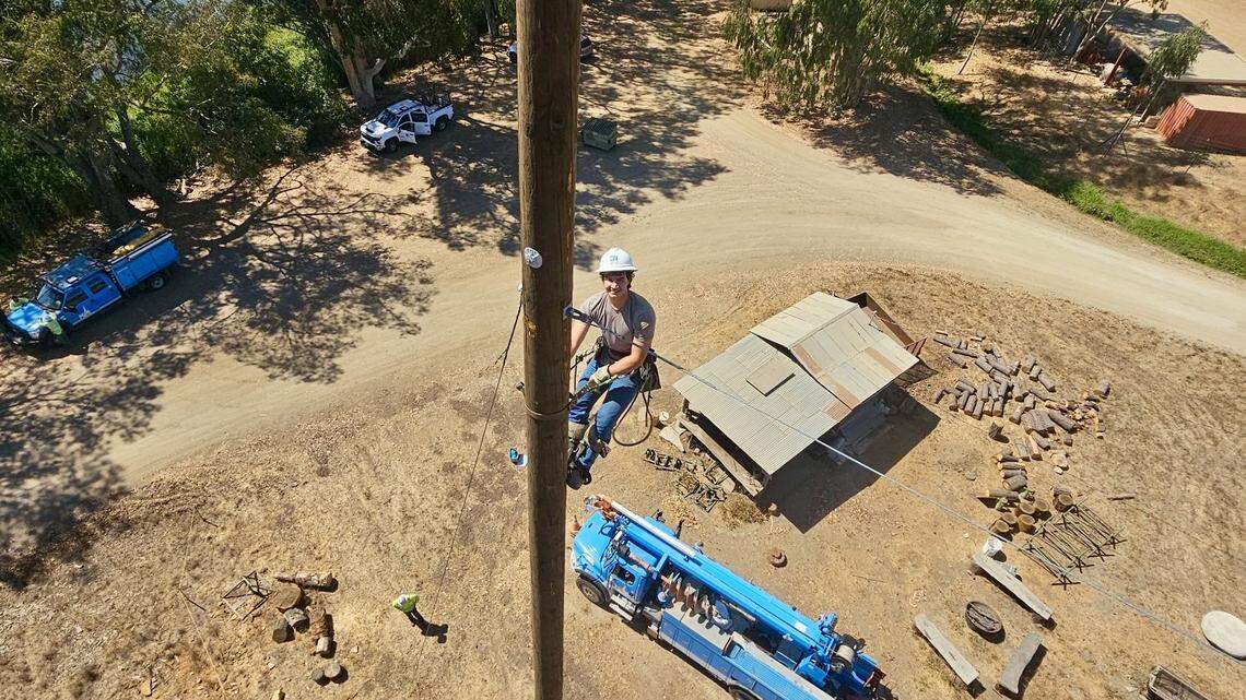 PG&E donates 80-foot climbing poles to Cal Poly ahead of national competition