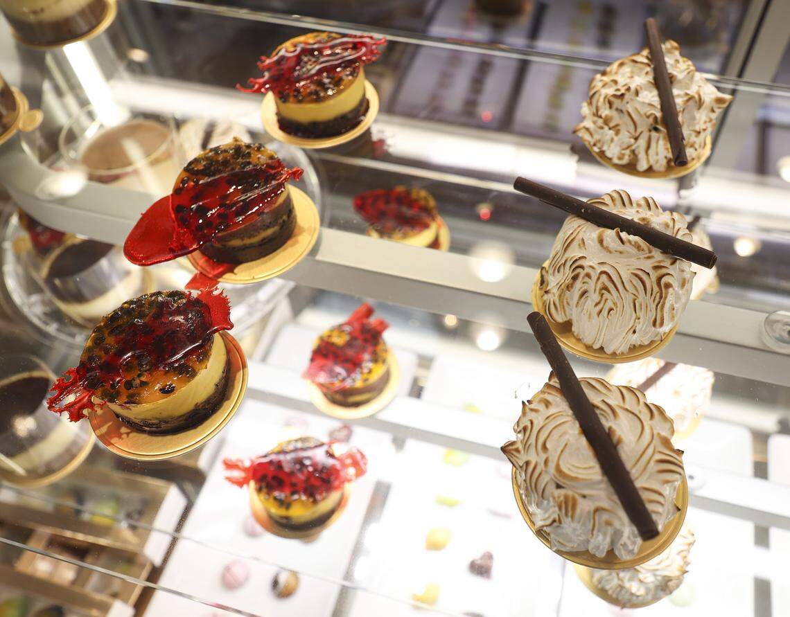 D'Onofrio, left, and Andrea desserts displayed in the front of the restaurant on Nov. 13, 2025. Nicola is open in the Laguna Village Shopping Center serving a fusion of Italian and Peruvian classic dishes called Bachiche.