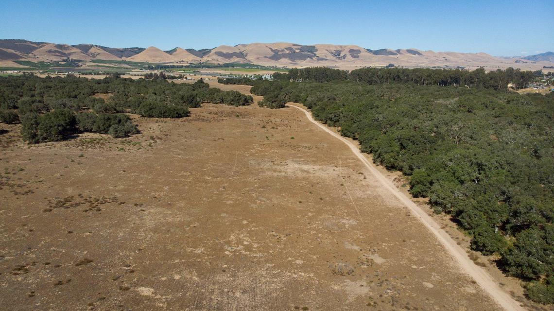 The Dana Reserve housing development calls for 1,270 homes on 288 acres between Willow Road and Sandydale Drive and Highway 101 in Nipomo.