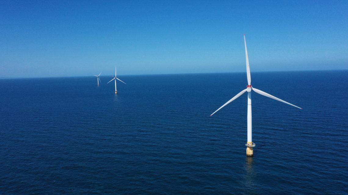 This photo shows Hywind Scotland, the worlds first floating wind farm, which is operated by Equinor.