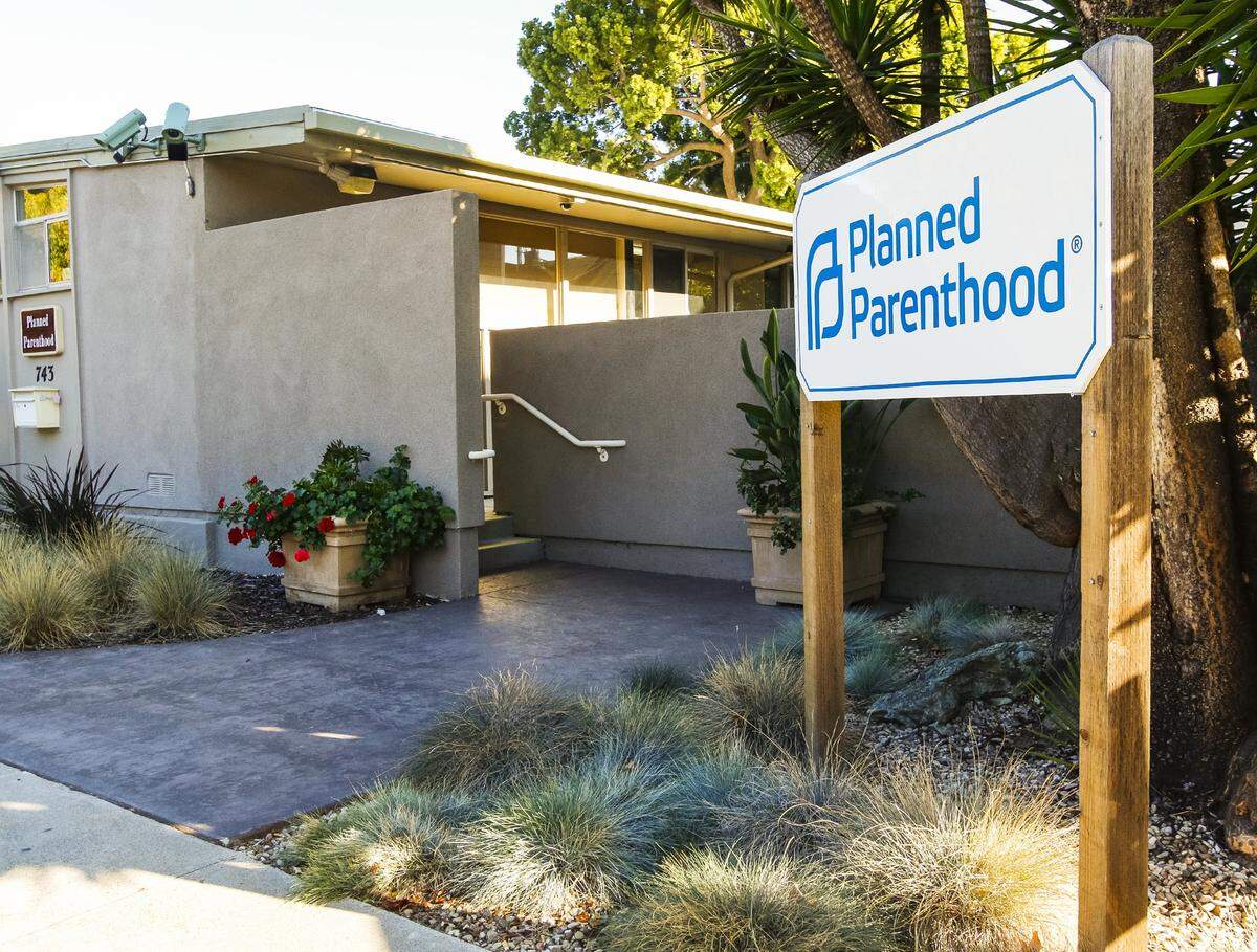 Planned Parenthood clients in Paso Robles will now have to travel to the San Luis Obispo clinic for services.