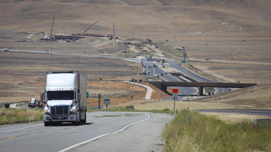Hwy. 46 roadwork to stall traffic in SLO County. How long cars will be delayed?