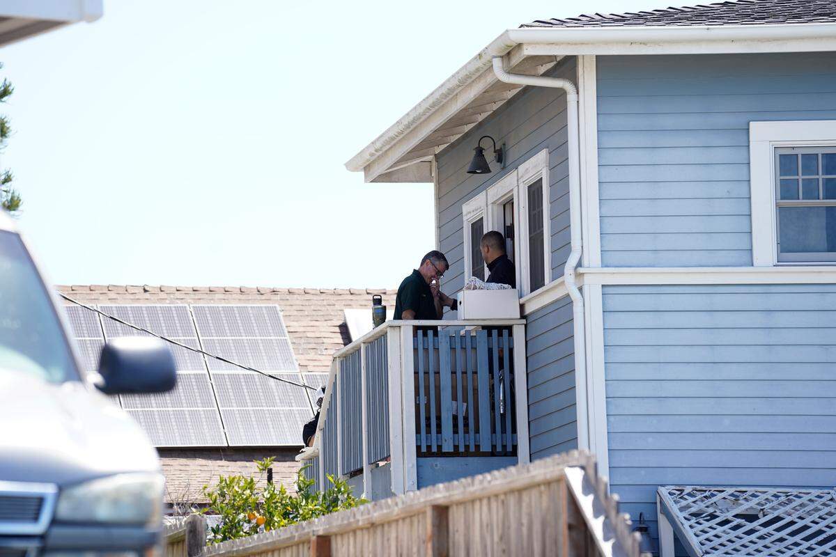 The San Luis Obispo County Sheriff’s Office served a search warrant in the Kristin Smart case on Wednesday, May 6, 2026, at the Arroyo Grande home of Susan Flores, the mother of convicted killer Paul Flores.