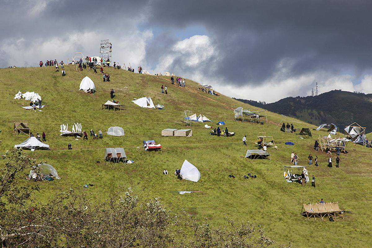 Cal Poly’s annual Design Village competition begins Friday, April 20, 2018, when students will design, built and inhabit structures in Poly Canyon on the university’s campus in San Luis Obispo, California. The event is open to the public.