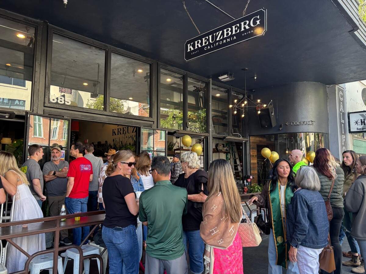 Kreuzberg California had golden balloons celebrating the Cal Poly graduates and was a popular spot for after the bars.