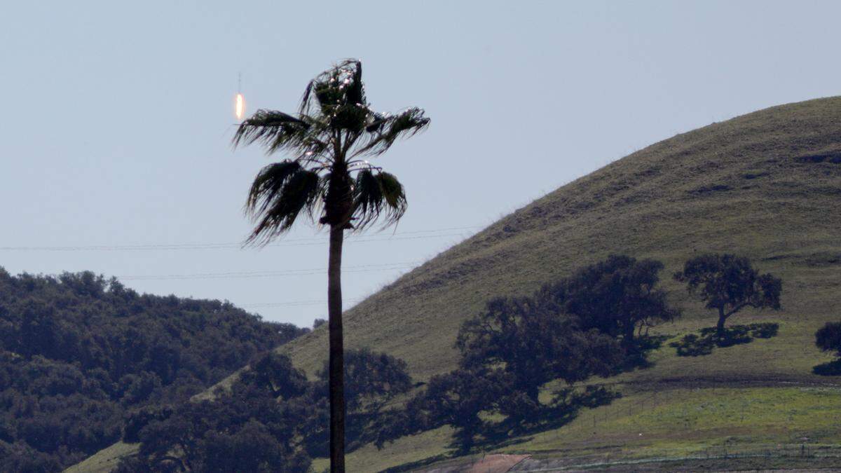 A Falcon 9 rocket launched from Vandenberg Space Force Base with a secret payload as seen here from San Luis Obispo.