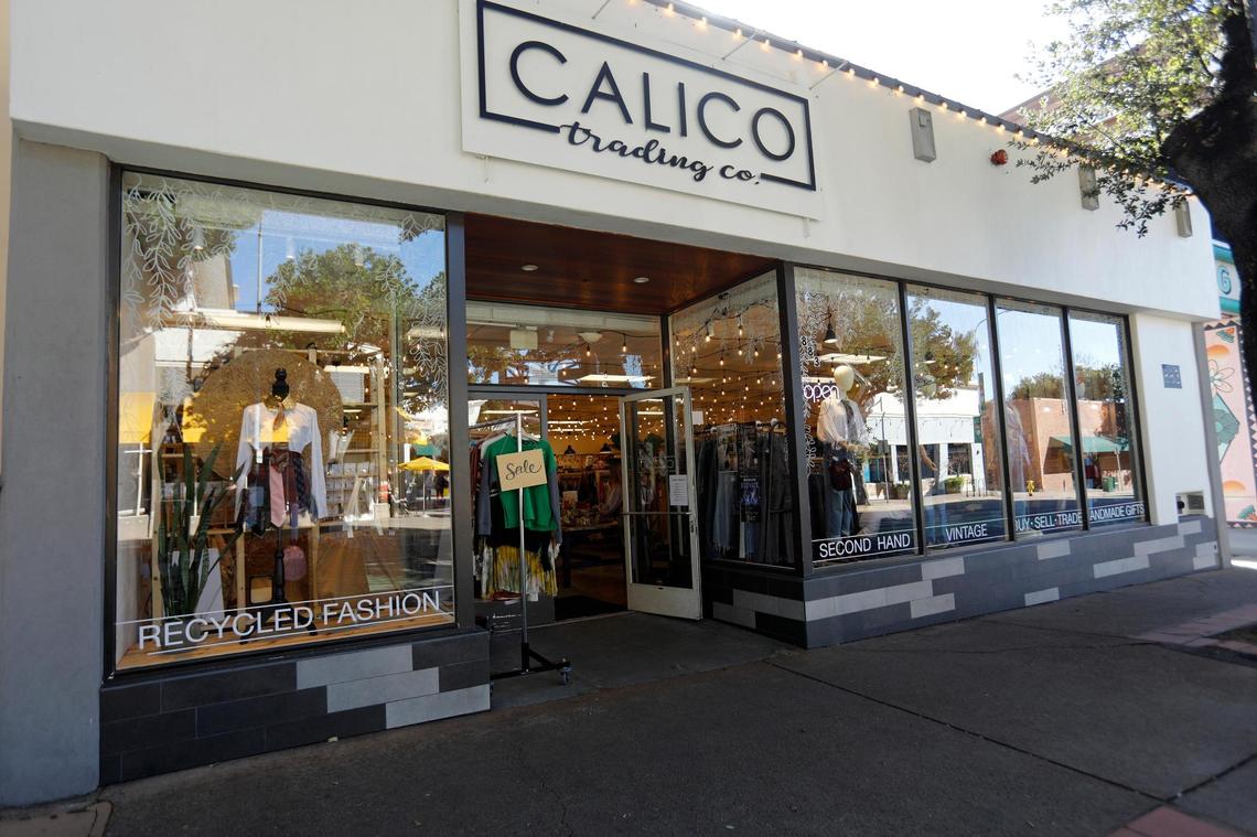 Storefront of Calico Trading Company on Marsh Street in San Luis Obispo. Vintage shops in downtown SLO buy and sell high-quality secondhand clothing and accessories.