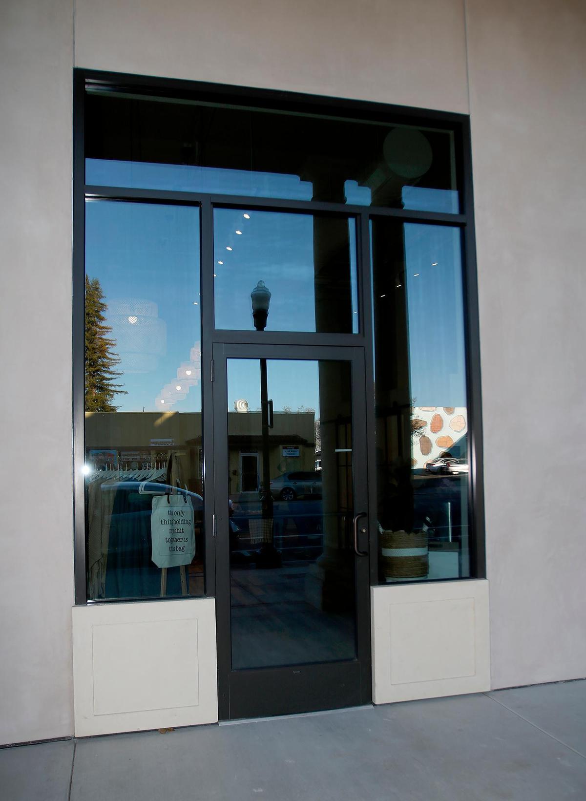 Hairstylist and business owner Sarah Strugis has opened The Wandering Blonde hair salon in Atascadero, San Luis Obispo County, California in December 2022. The salon offers hair, skin and pedicure services to clients.