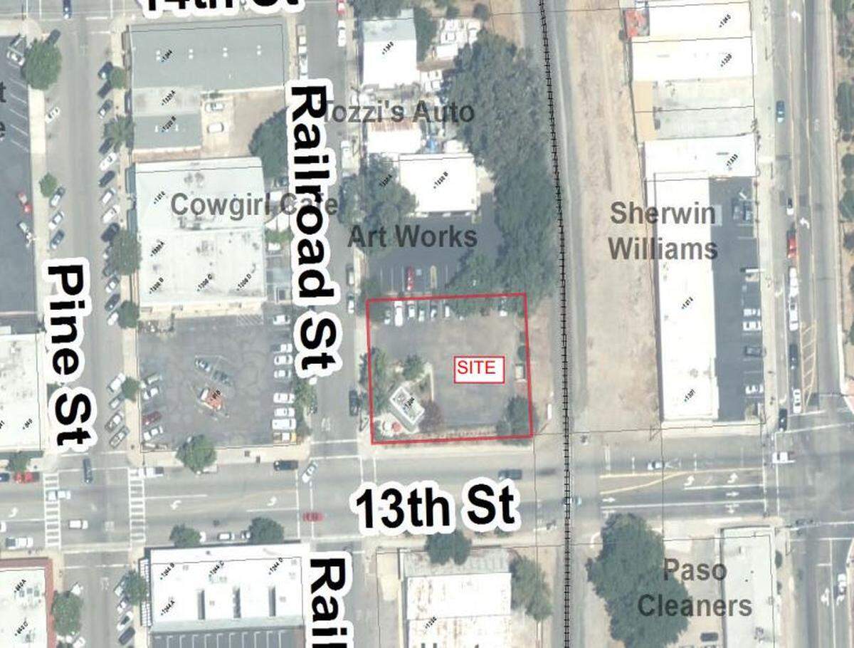 A map showing the location of a new Paso Robles beer garden, to be located next to Chubby Chandler's Pizza on Railroad Street.