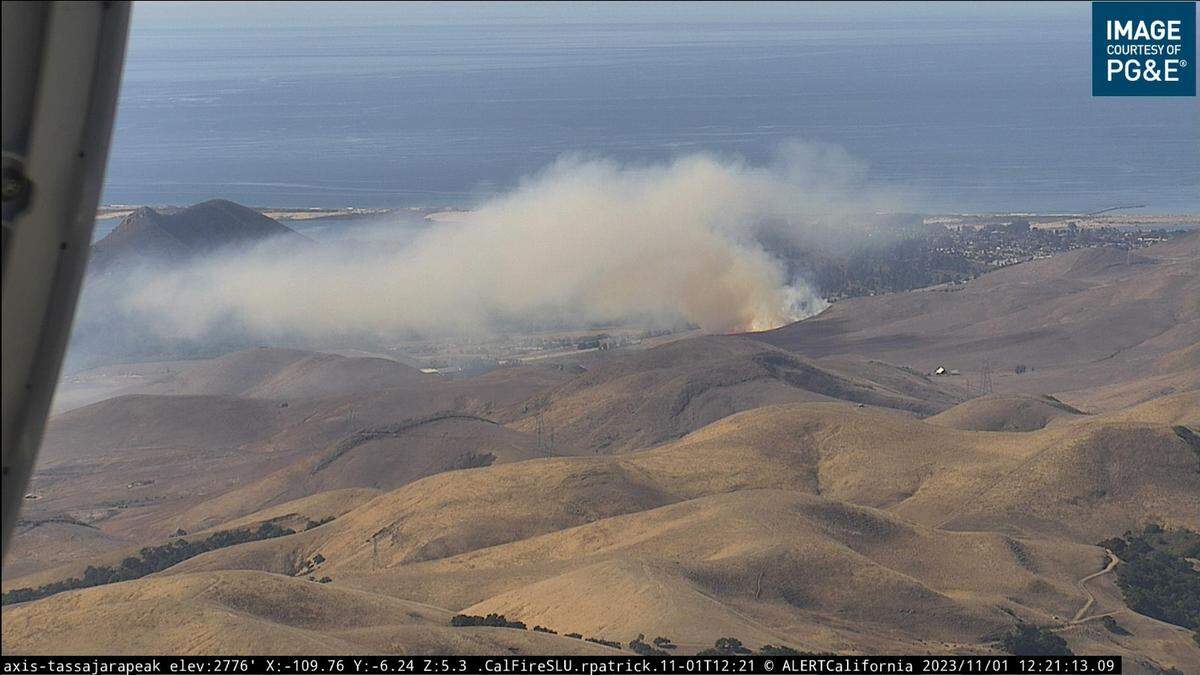 A vegetation fire was reported near 1401 Teresa Road in Morro Bay around noon on Nov. 1, 2023, burning around 10 acres with a rapid rate of spread.