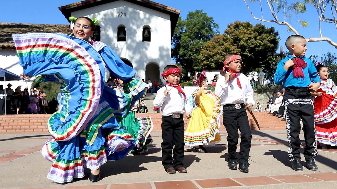 Día de los Muertos festival returns to SLO after pandemic. ‘A truly joyful celebration’