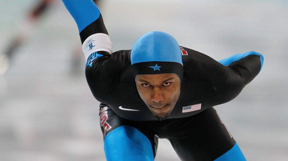 Shani Davis can't catch Dutch skater, settles for silver