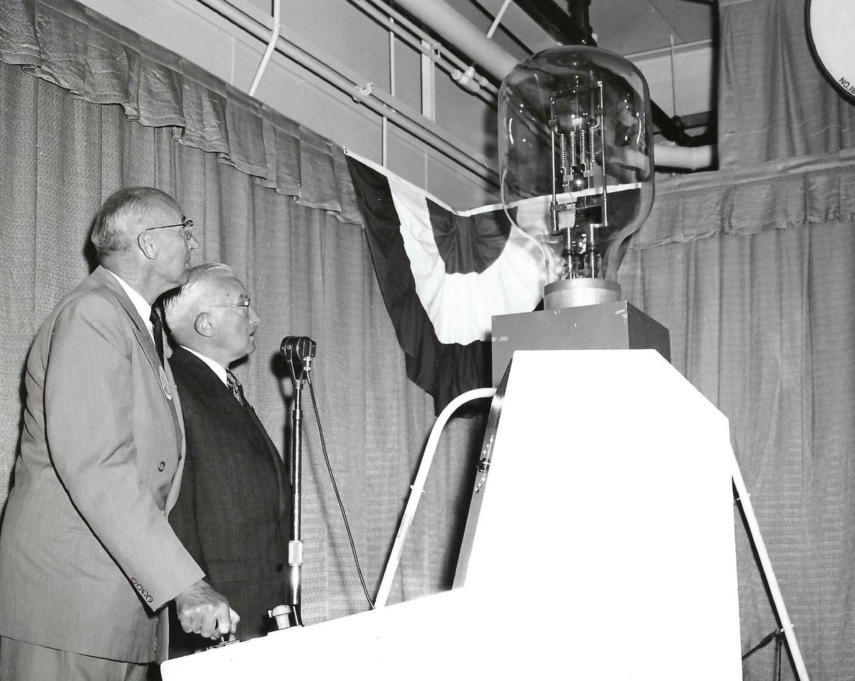 Lighing of the “World’s Largest Lamp” was one of the activites on the program. PG&E dedicated the Morro Bay Power Plant July 8, 1955. The initital facility had two generating units sharing one smoke stack. The $44 million plant could generate 300,000 kilowatts, enough to power the city of San Francisco.