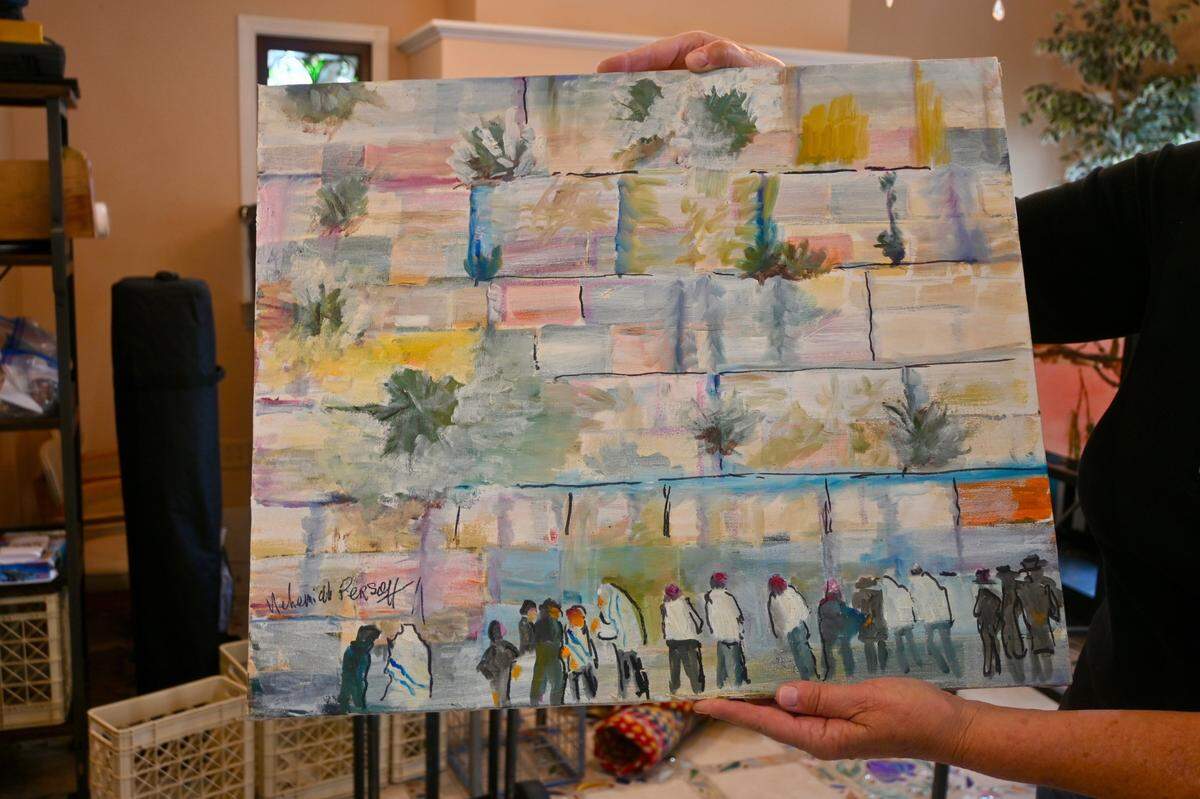 The paintings of ​late actor and San Luis Obispo county resident Nehemiah Persoff were on sale on the virtual auction site, SLO Cal Estate Auctions. One of Persoff’s paintings shows worshipers at the Wailing Wall in Jerusalem.