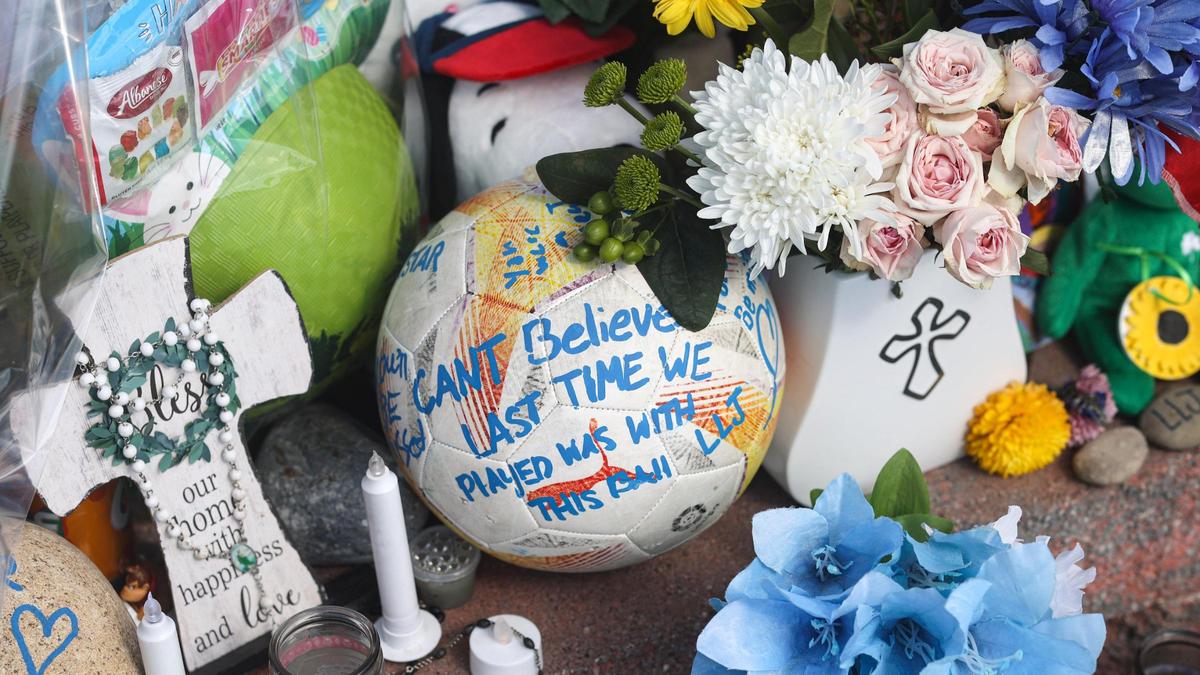 A memorial on El Camino Real in Atascadero pays tribute to José Gutiérrez, 11, on March 20, 2025. The boy was killed in a hit-and-run on March 14.