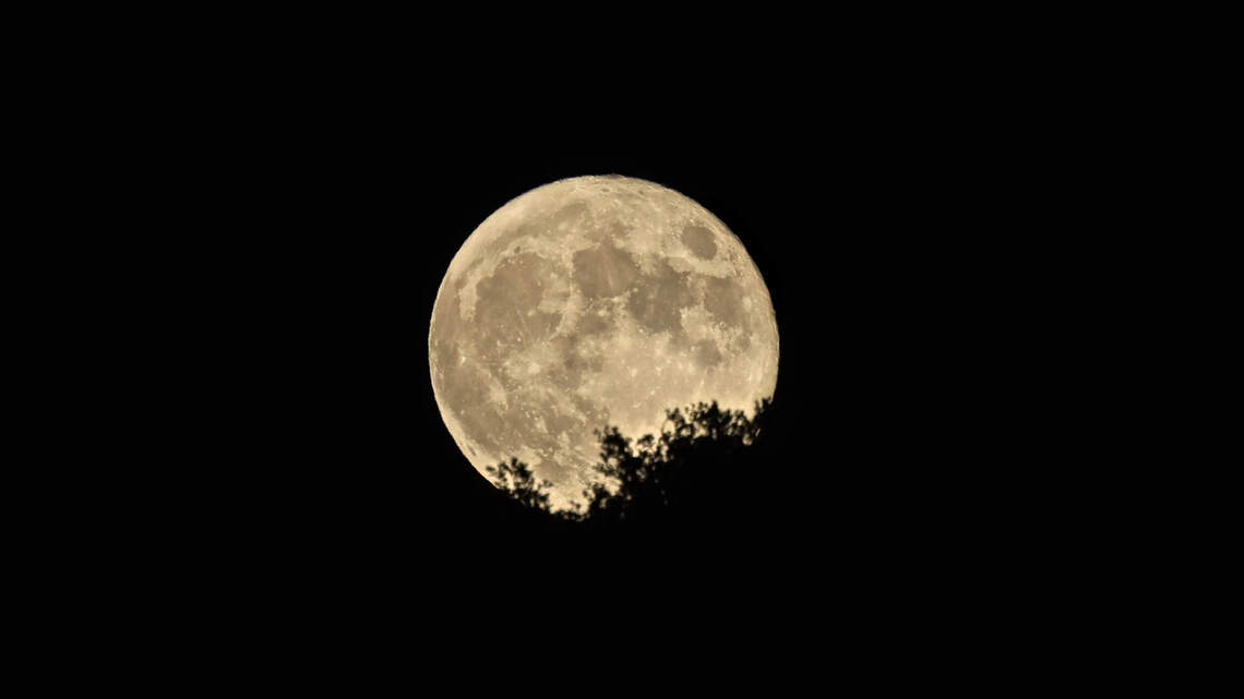Strawberry moon will soon shine over California. Here’s when and how to watch