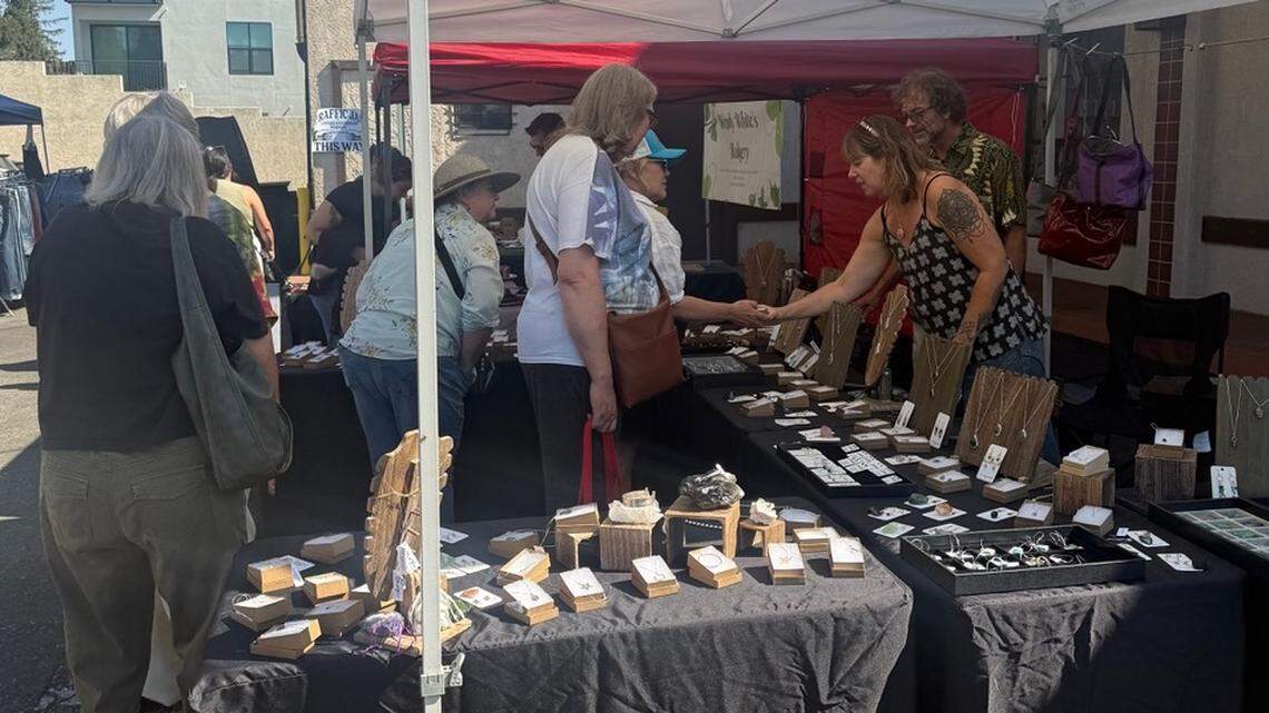 Vintage pop-up market returns to SLO County city. Find out when it’s open