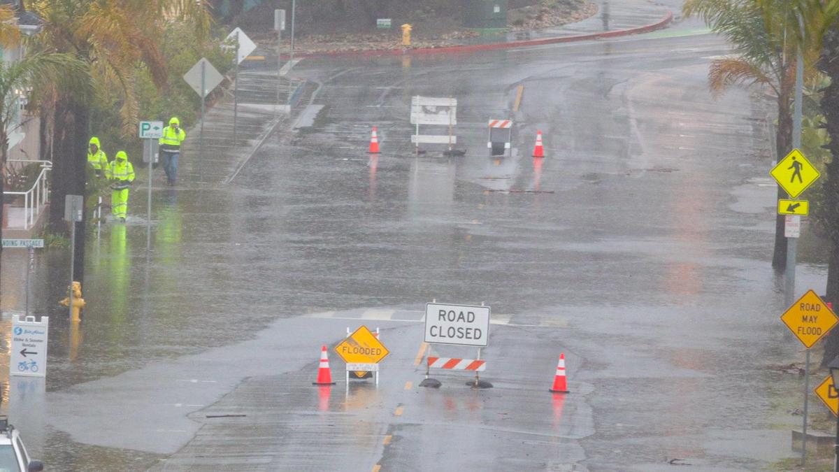 Avila Beach high tide and rain combined to close First Street at San Francisco due to flooding