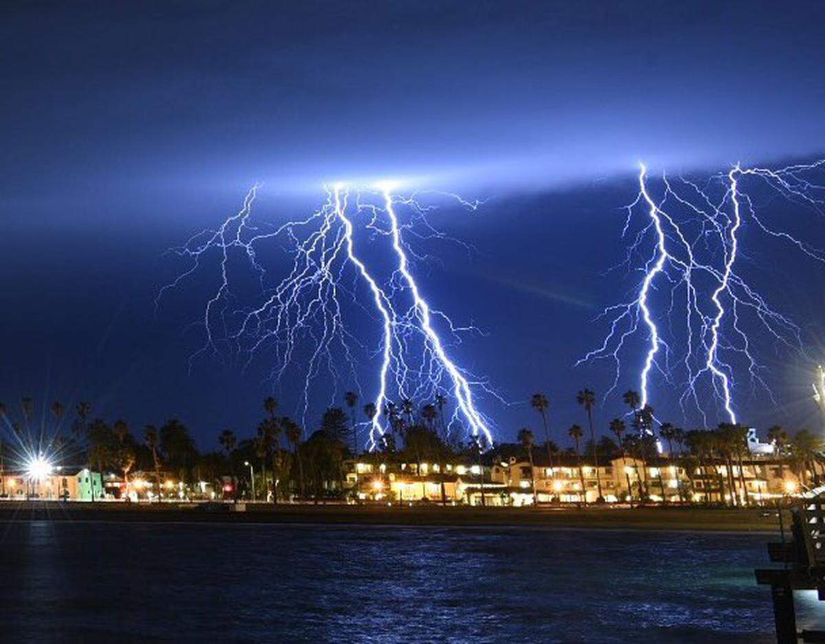 Santa Barbara County Fire public information officer Mike Eliason captured some dramatic footage of a lightning storm over Santa Barbara on Tuesday evening.