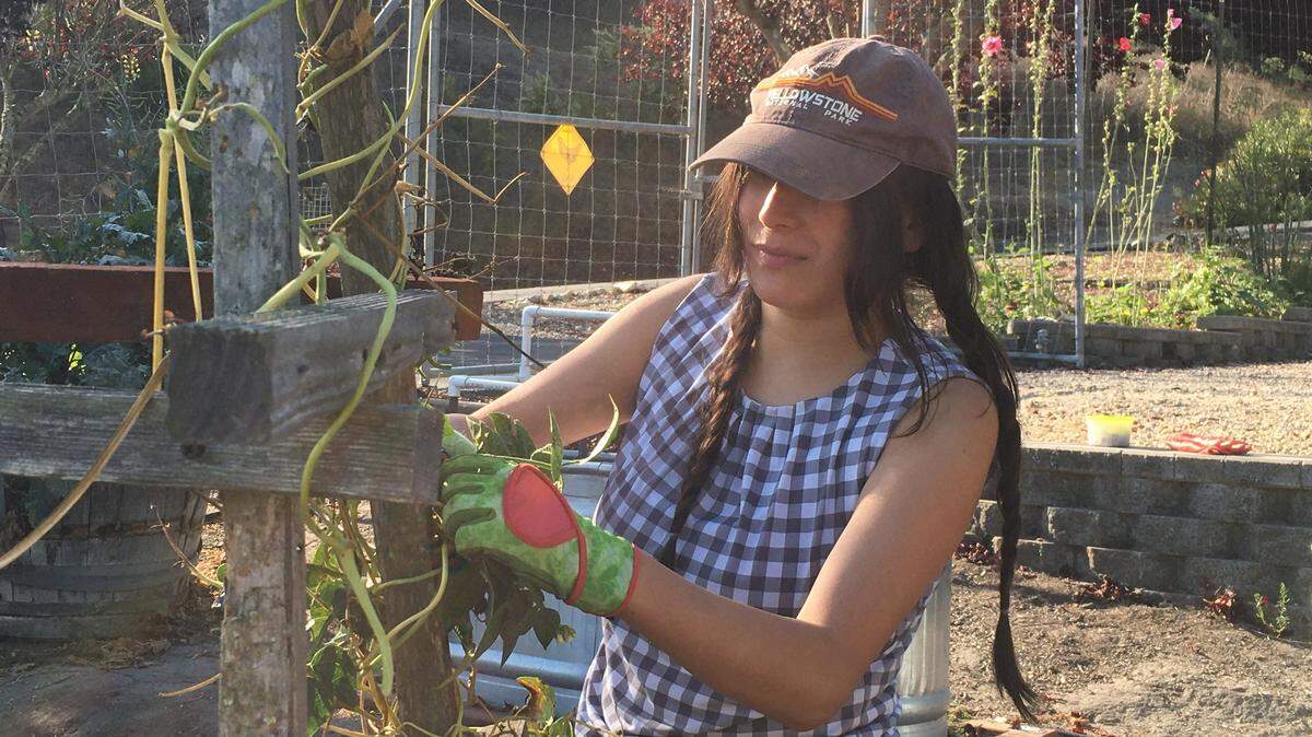 Cal Poly landscape architecture student Nelly Rodriguez is being mentored by retired San Luis Obispo therapist Linda Lewis Griffith.