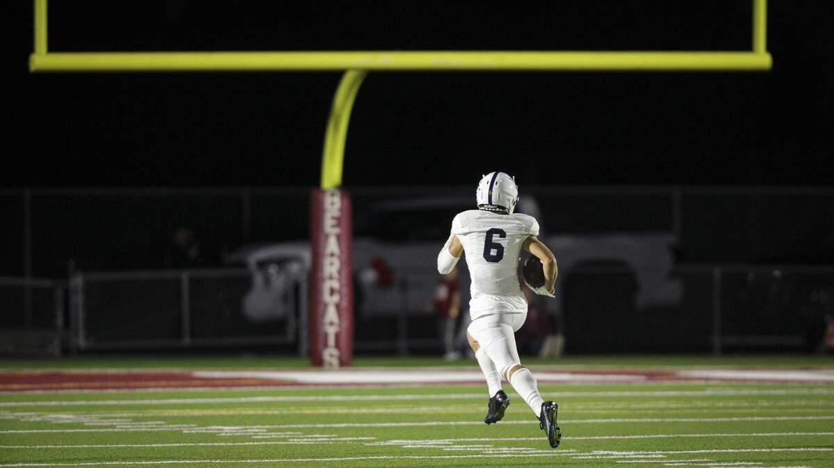 Miles Thompson found an opening and runs for touchdown. Arroyo Grande beat Paso Robles 56-14 on Oct. 3, 2025.