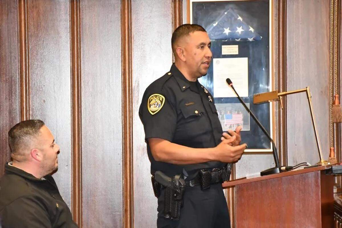 Lt. Felix Diaz of the Santa Maria Police Department speaks about homelessness issues Tuesday night during the City Council meeting.