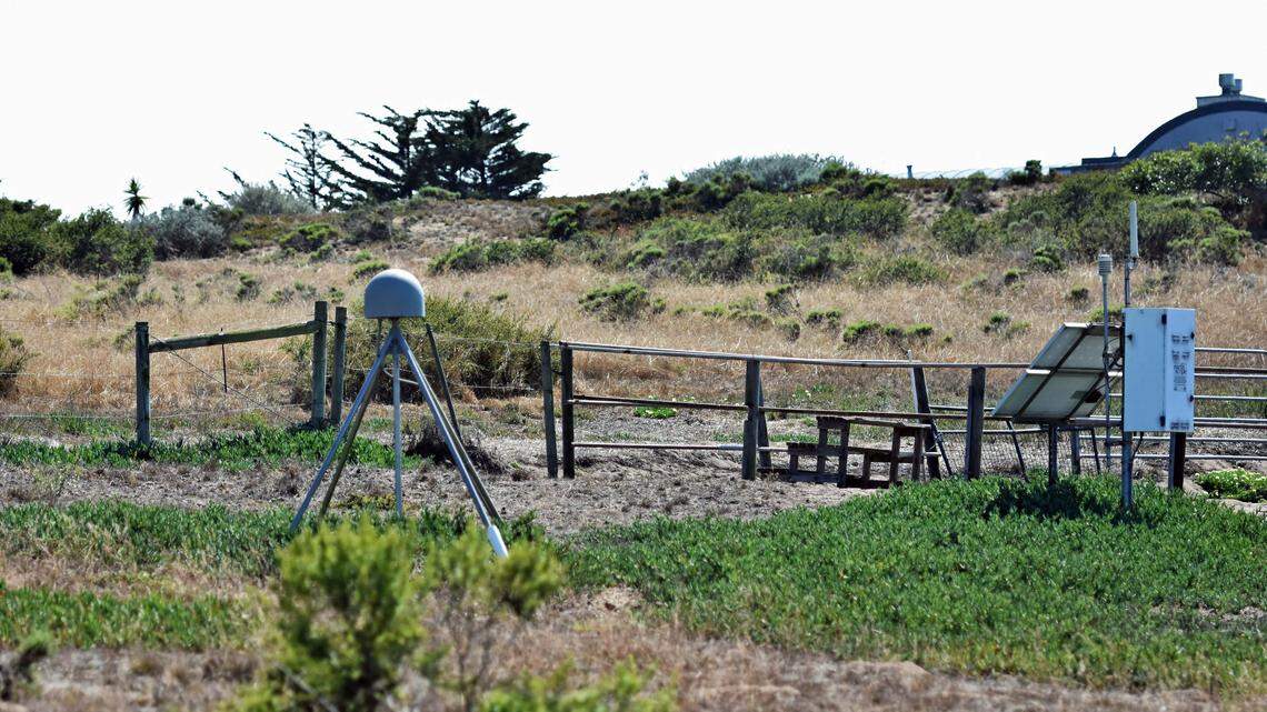 How ground-based GPS stations help weather forecasters predict heavy rain and flooding