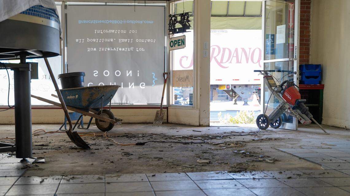 Branch Street Deli closed Monday, April 3, 2023, to begin a remodel that will feature the addition of a pizza oven.