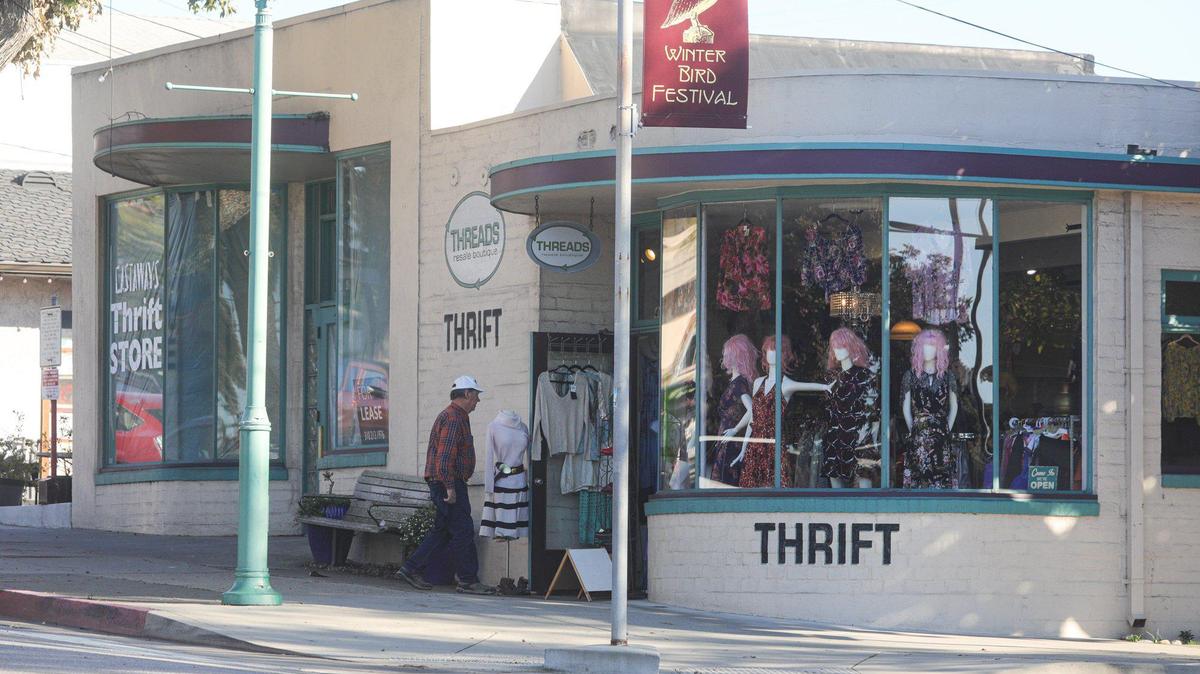 Threads Resale Boutique and Castaways 1, located at 400 and 410 Morro Bay Blvd. in Morro Bay, respectively, are moving to new locations.