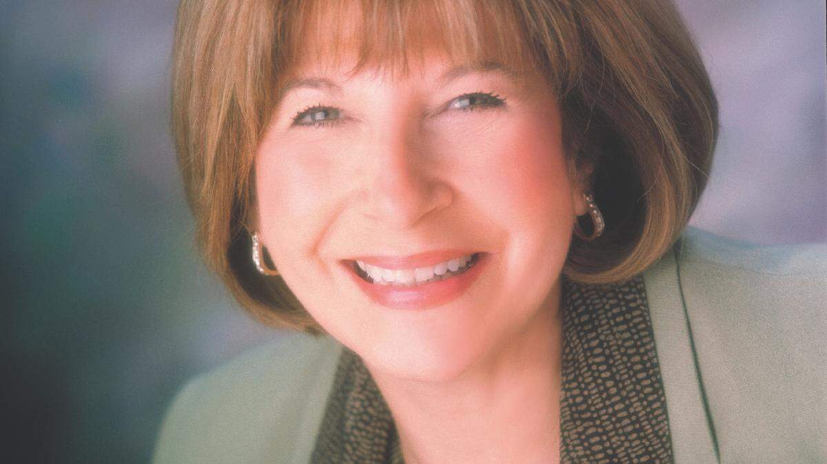 Mary Ann Reiss was the first directly elected mayor of Pismo Beach, and has served on the City Council a total of 26 years.