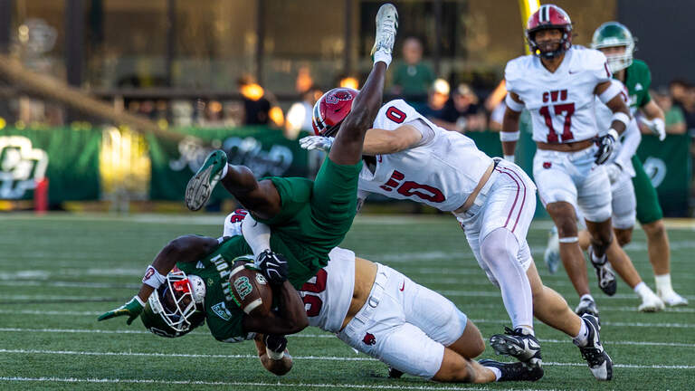 Cal Poly survives late Central Washington push to remain unbeaten