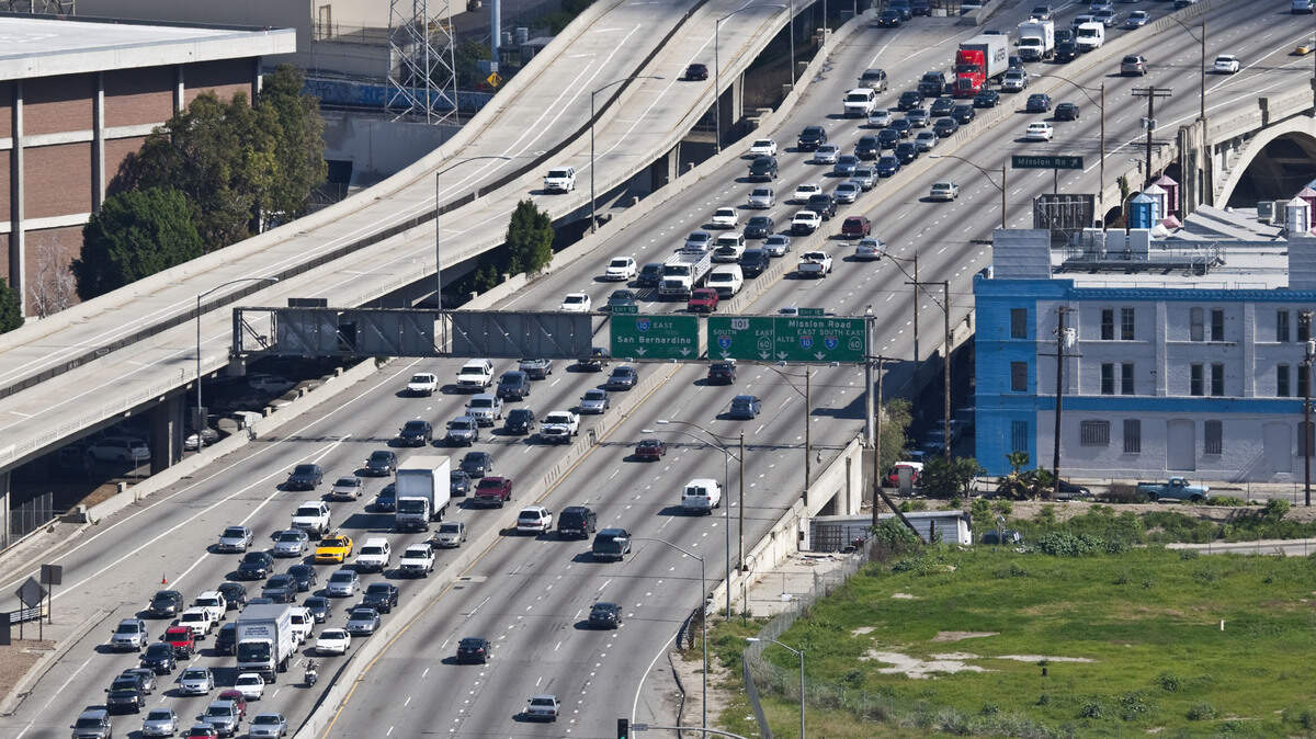 Traffic backs up on the congested Hollywood Freeway (U.S. 101) in downtown Los Angeles in 2017.
