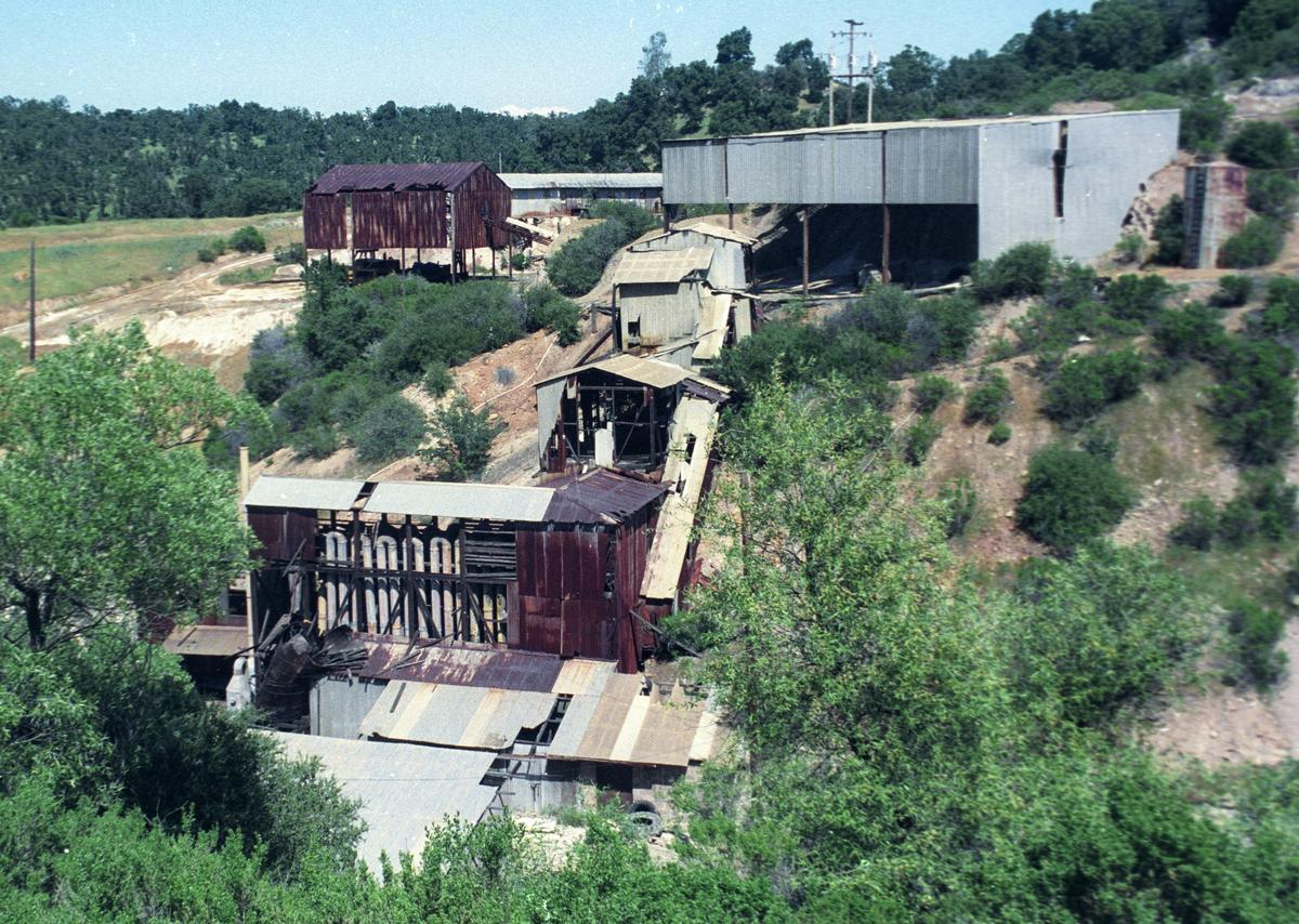 The Buena Vista mercury mine was the source of more than 70 percent of the mercury found in Las Tablas Creek, according to a Cal Poly study reported May 8, 1993. The Buena Vista and neighboring Klau mine were active since the 1860s.