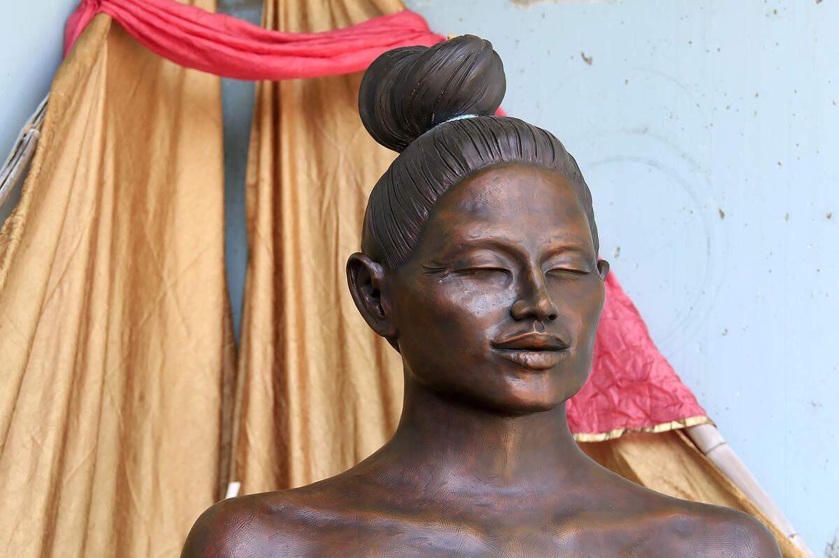 MindBody co-founder Blake Beltram and San Luis Obispo artist David Van Zandt have created a 7-foot-tall bronze sculpture called a “Shakti” that they plan to take on a tour to West Coast tech companies and sell for $225,000.