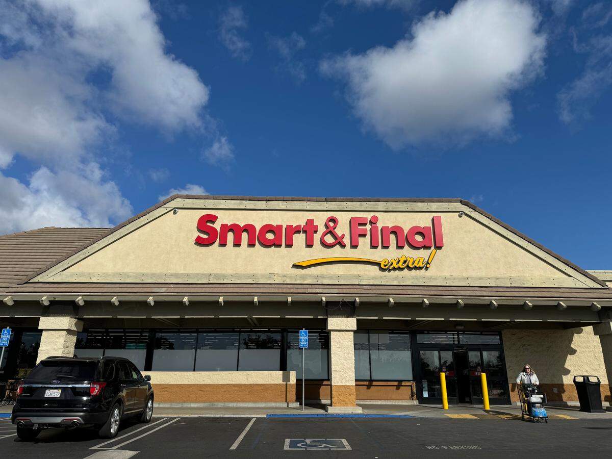 A shopper leaves Smart & Final at 1464 E. Grand Ave. in Arroyo Grande on Nov. 15, 2024.