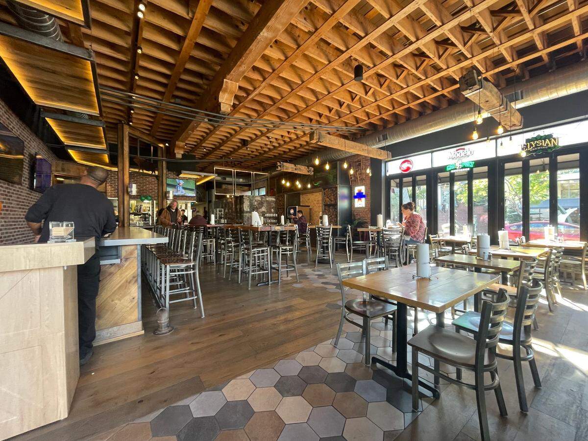 CJ’s BBQ restaurant opened in the former Mo’s Smokehouse BBQ space in downtown San Luis Obispo in January 2025.