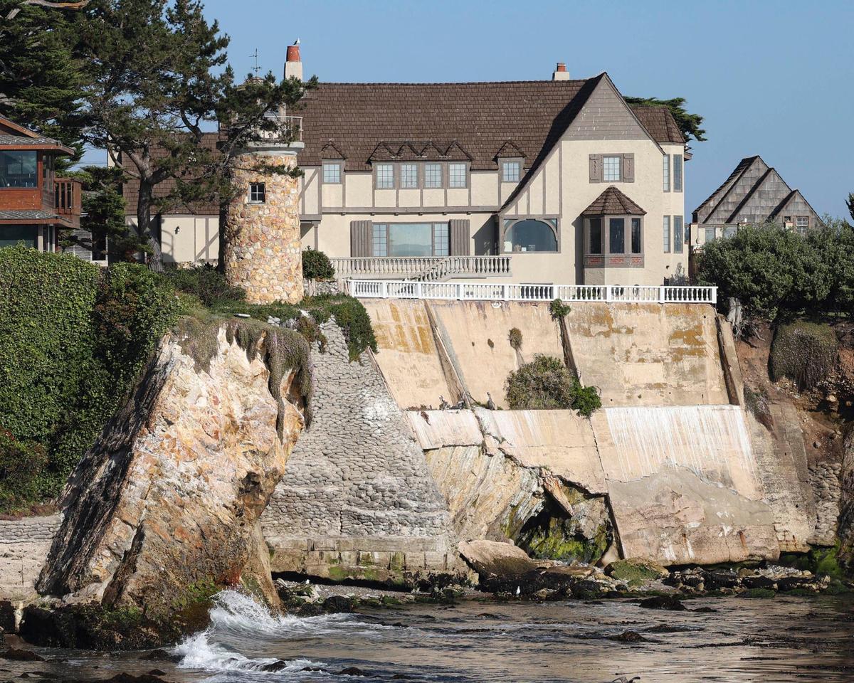 The Chapman Estate was gifted to the city of Pismo Beach in 2013 by the Clifford Chapman Trust. Concern about the erosion of the ocean bluff are the subject of scheduled City Council sessions.