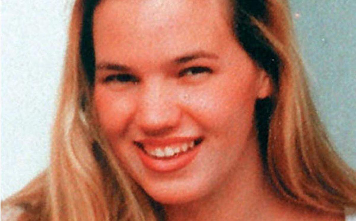 Kristin Smart mug photo