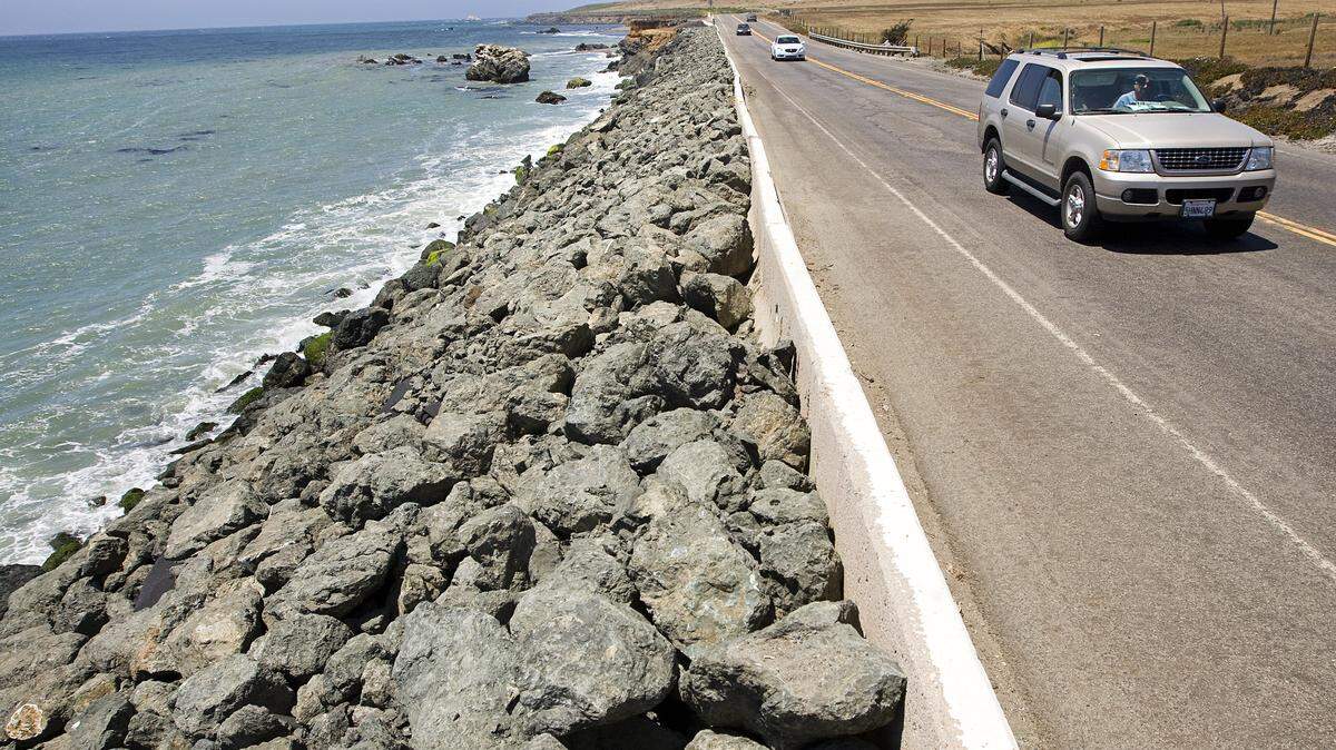 In May 2015, Caltrans plans to start a three-year project to realign nearly 3 miles of Highway 1 near Piedras Blancas to protect the highway from coastal erosion.