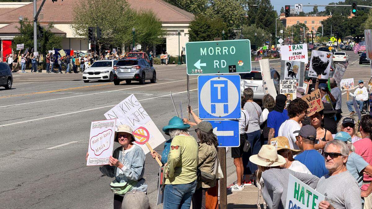Hundreds of people participated in a No Kings car rally and sidewalk march through Atascadero’s downtown on March 28, 2026.