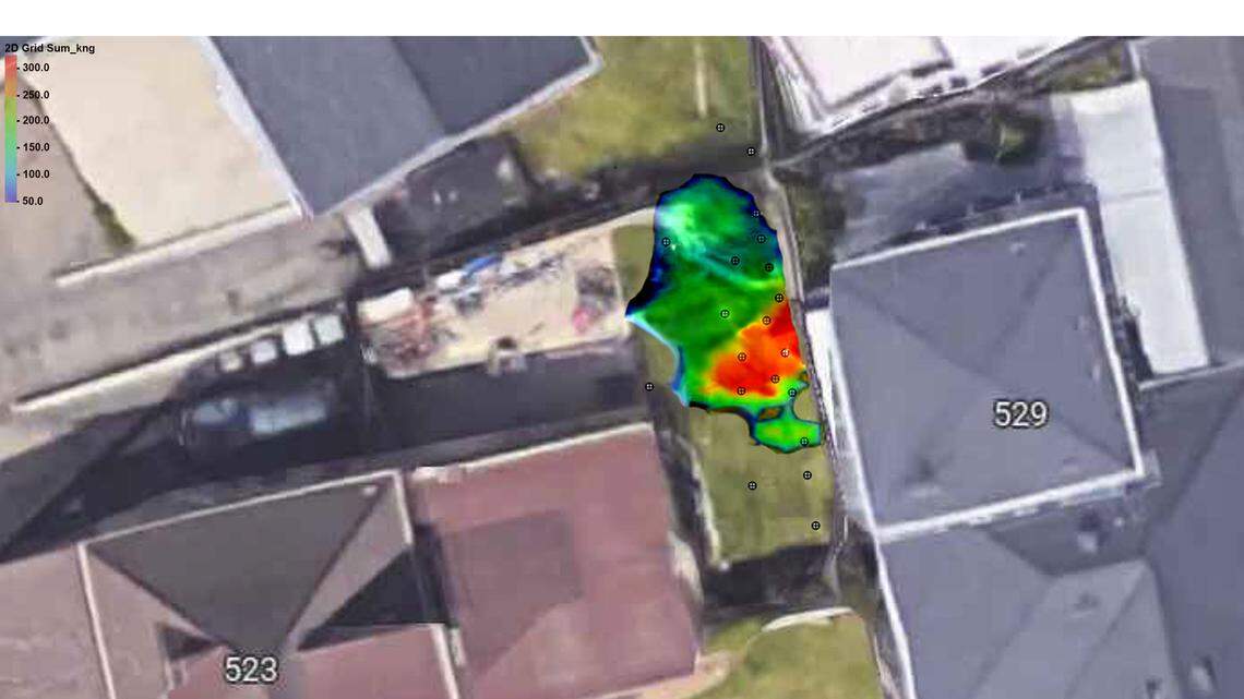 Computer modeling from a team of scientists show how soil vapor sampling discovered human decomposition compounds in Marcia Papich’s yard at 523 East Branch street, adjacent to Susan Flores’ fence and home at 529 East Branch St., in August 2021. The data shows compounds were found at more than 3100 parts per billion in the soil in the red zone.