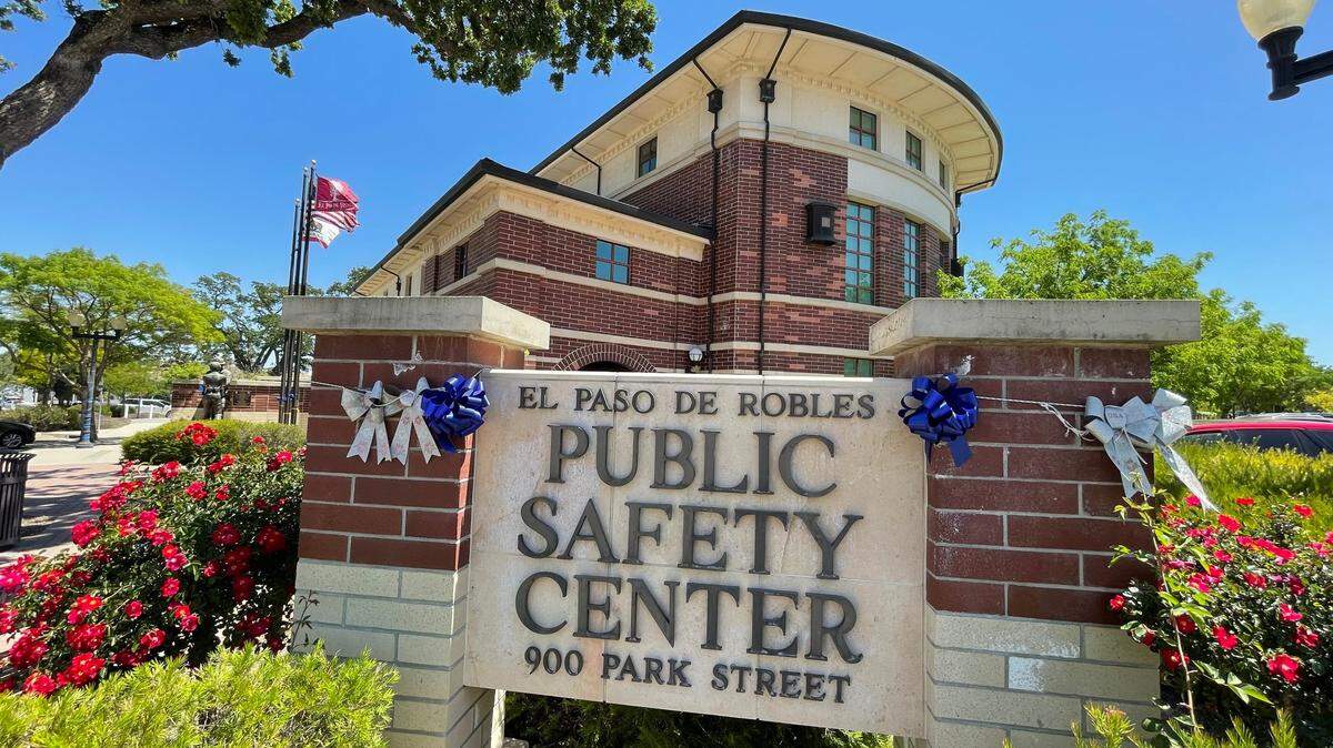 Members of the PRotect Paso Facebook group decorated the Paso Robles Public Safety Center with flags and ribbons, including a “thin blue line” flag that was removed by Chief Ty Lewis.