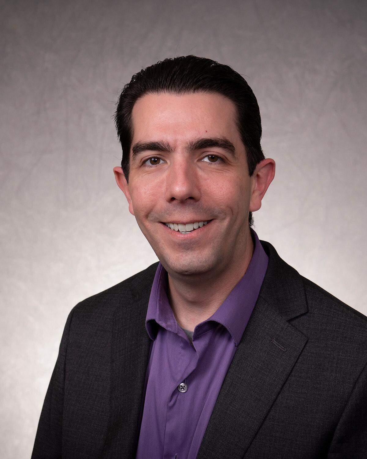 Dr. Scott Piazza is a doctor of osteopathic medicine at Dignity Health’s Pismo Beach Pediatric Center.