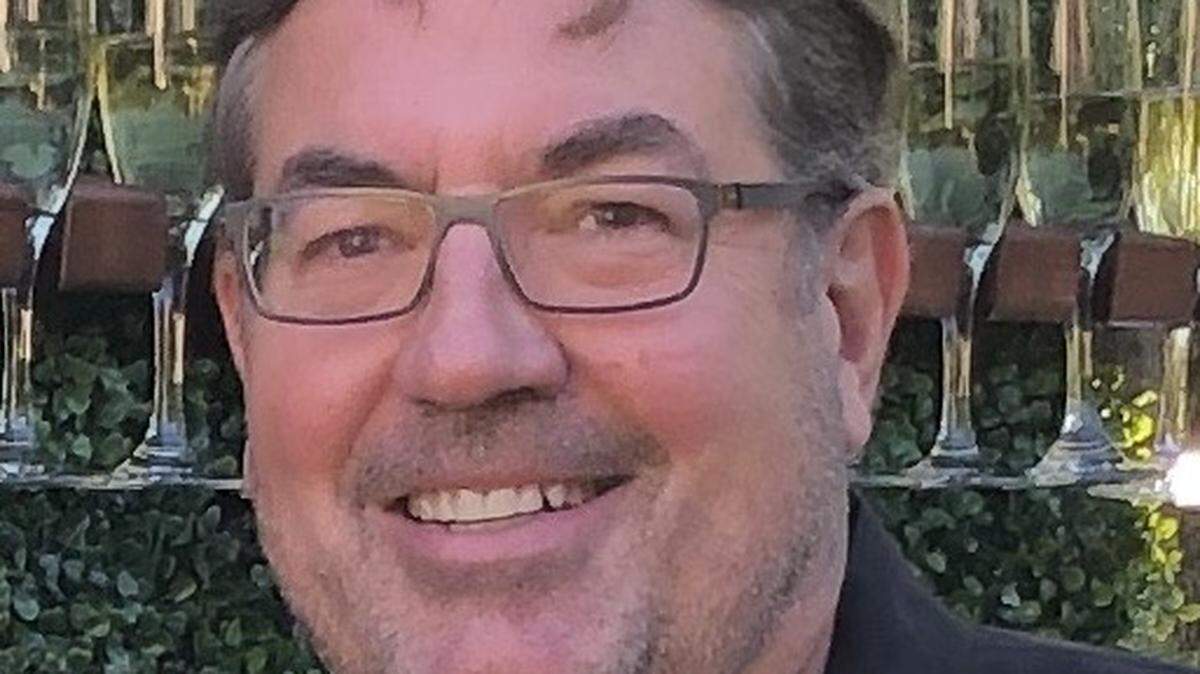 Clive Pinder