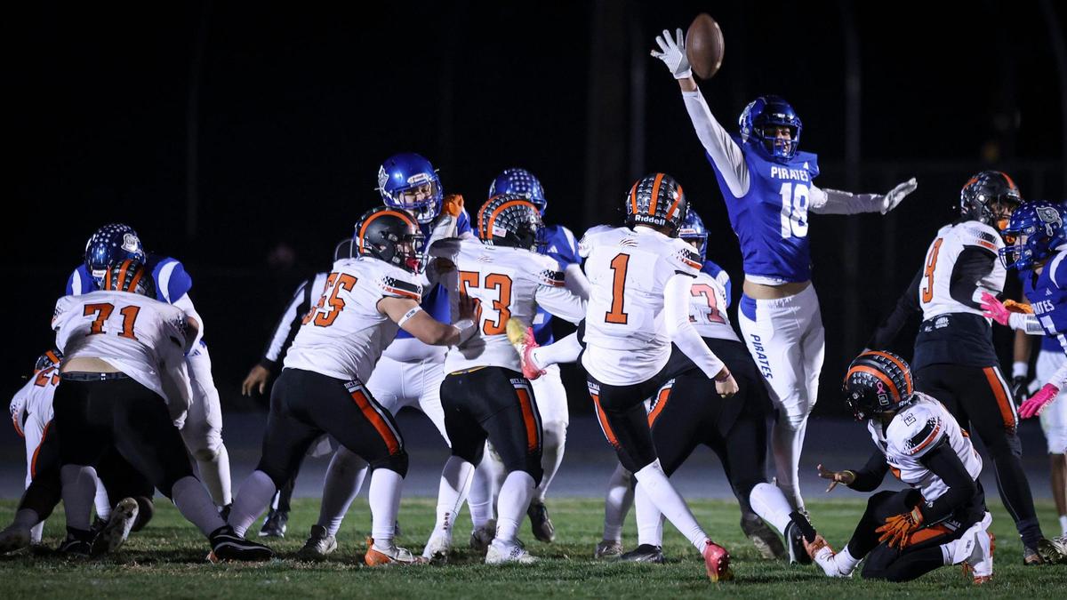 This Selma point after kick was no good, John Holguin (18) broke through the line. Selma held off a last minute drive by Morro Bay to win the CIF Central Section Championship 32-28 on Nov. 27, 2024.