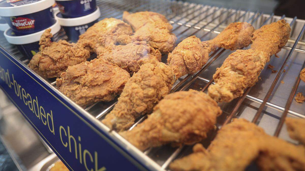 Ben Franklin's founded in 1969, has long been known for Eastern-style sub sandwiches and has recently added fried chicken to the menu, seen here on Sept. 17, 2025.